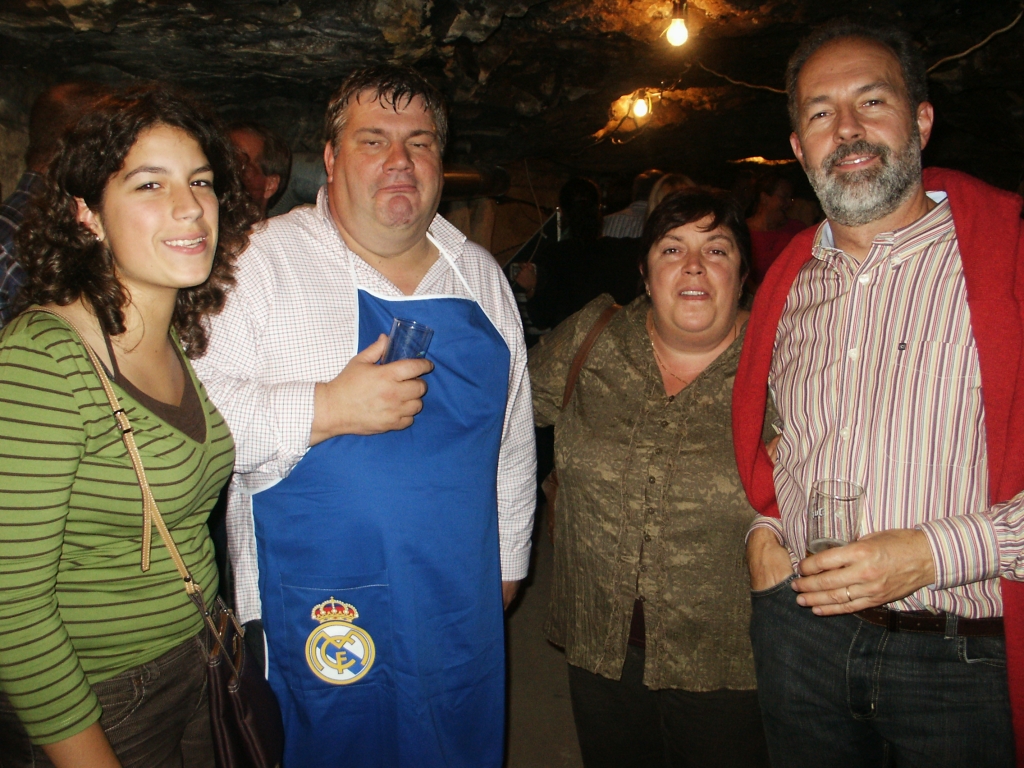 163.jpg
