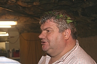 200.jpg